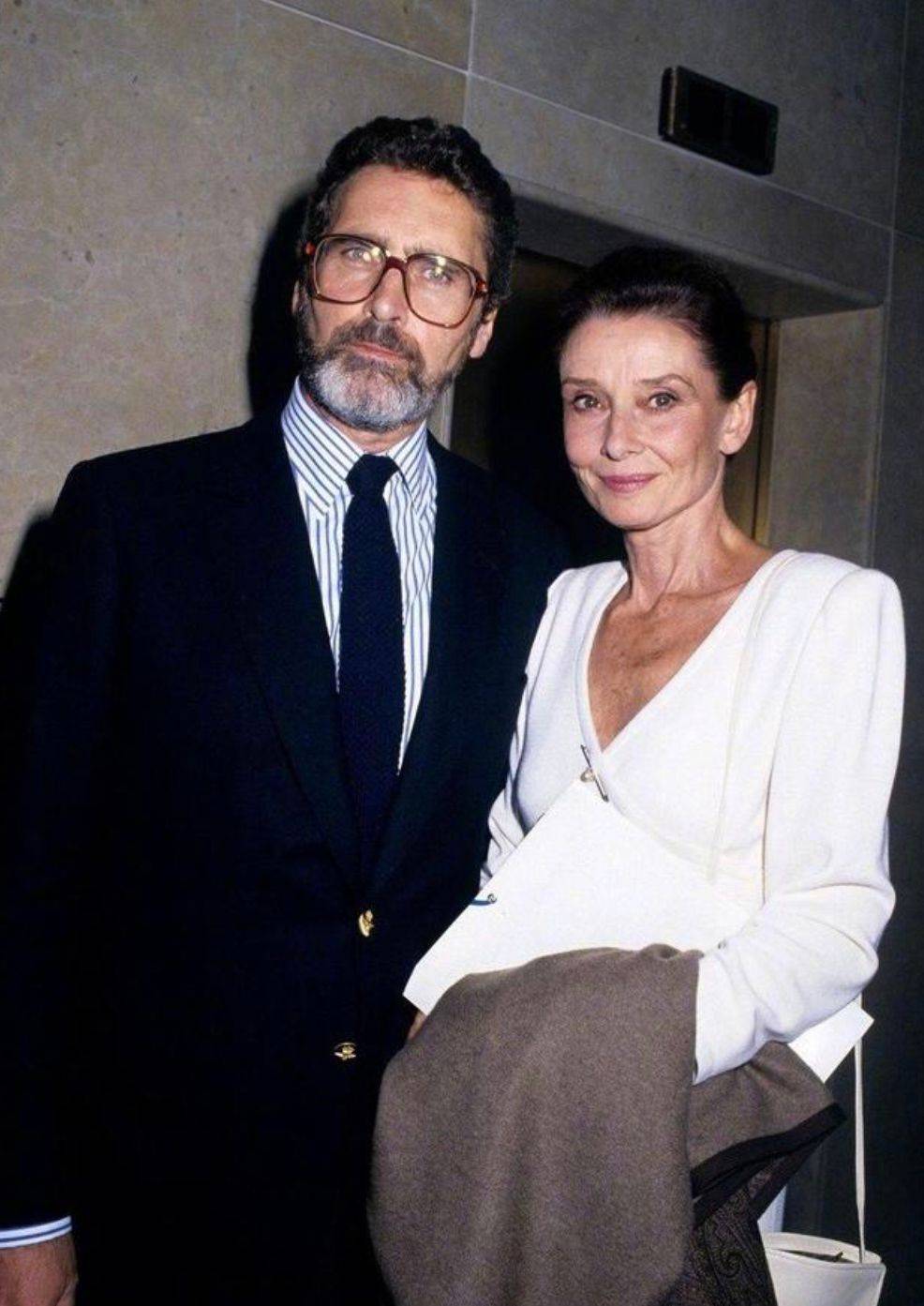 时期 看到穿搭精致的晚年赫本，每条皱纹里都藏着优雅，你还害怕变老吗