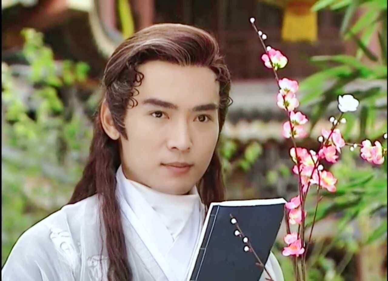 郑少秋|这10位男明星，简直演活了武侠第一美男，个个让女人心跳加速！