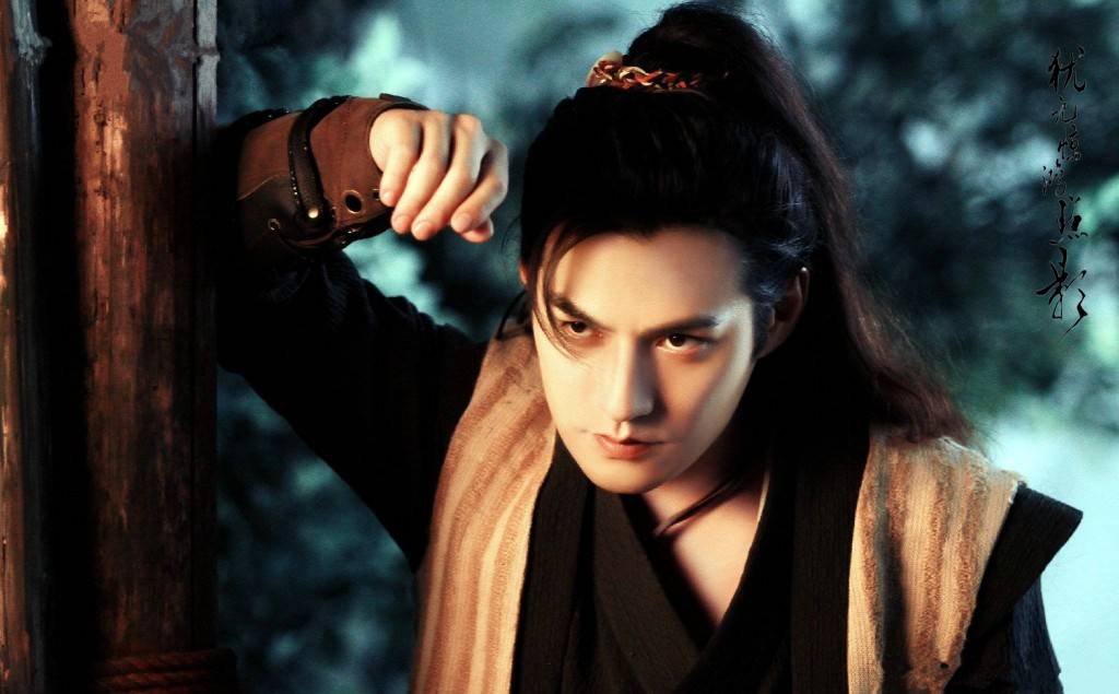 郑少秋|这10位男明星，简直演活了武侠第一美男，个个让女人心跳加速！