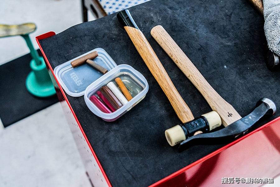 贵先生 羽生结弦是“真的很温柔的滑冰选手”工匠在鞋子上发现的心灵之美