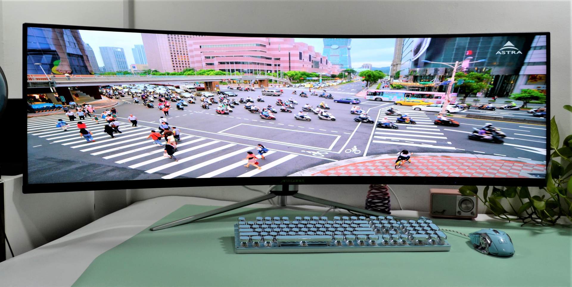 想要提升办公效率?蚂蚁电竞49英寸4k分辨率,打造高配置的带鱼屏