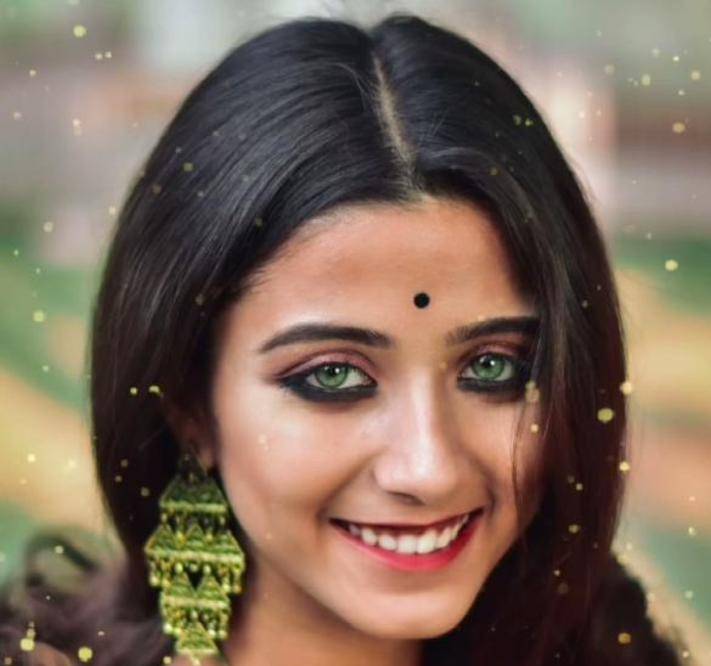 生活照曝光,黑脸,香肩,眼中没了光_sanyal_riya_照片