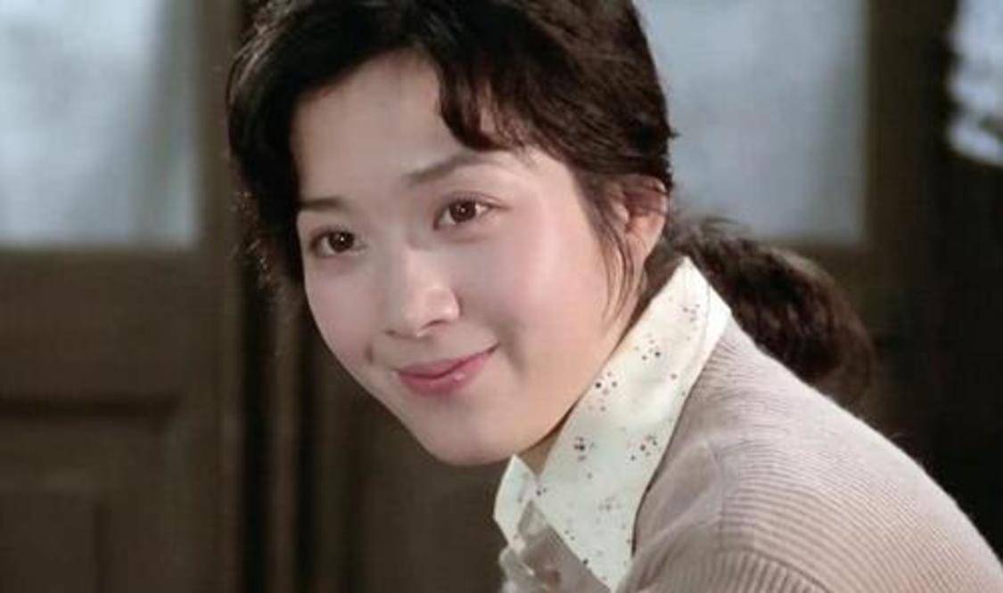 女神|龚雪：80年代封面女神，当红时陷入流言被迫息影，如今过得怎么样？