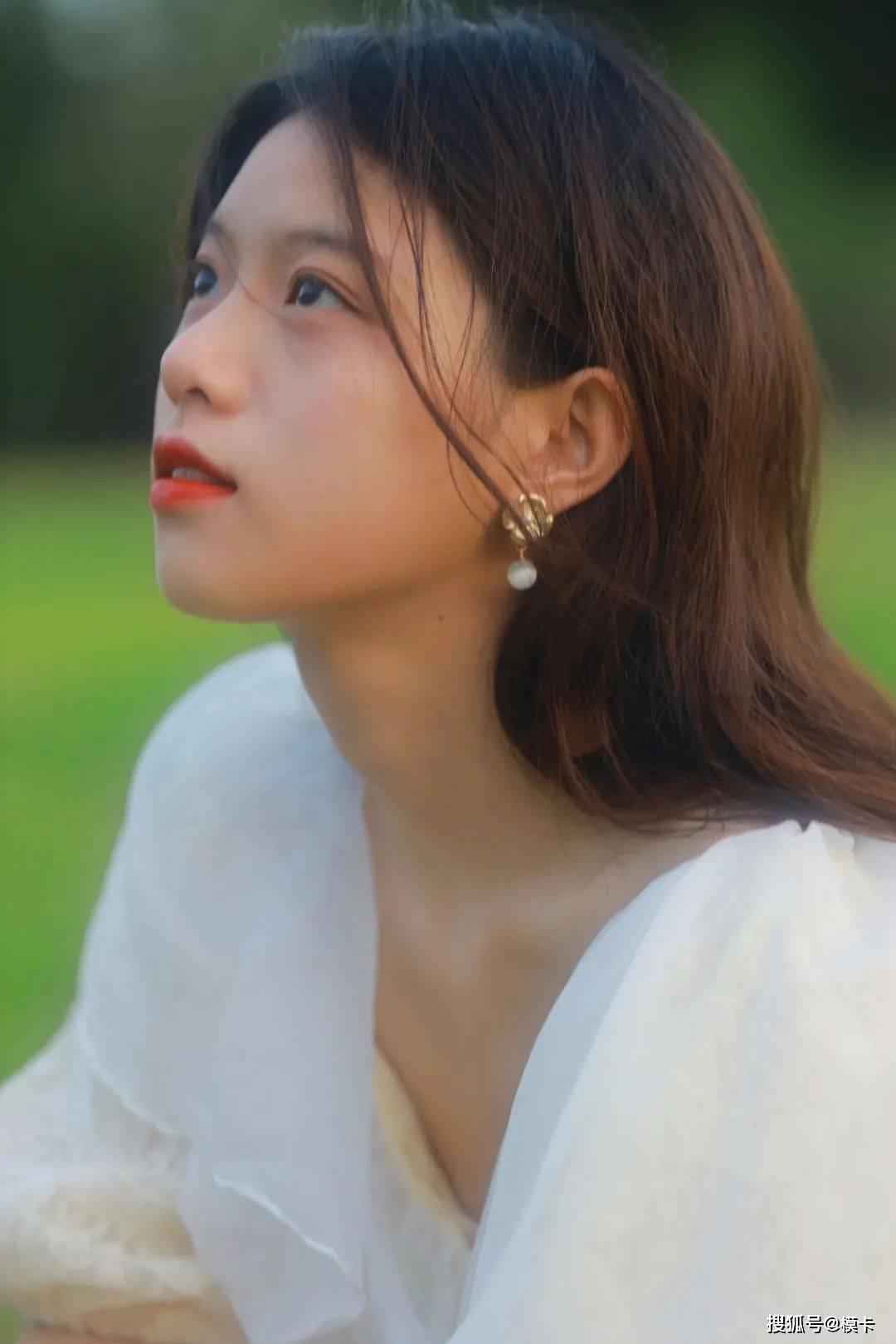 本期嘉宾:可姗14您想对模卡和麻豆约拍说的话很感谢模卡和麻豆约拍的