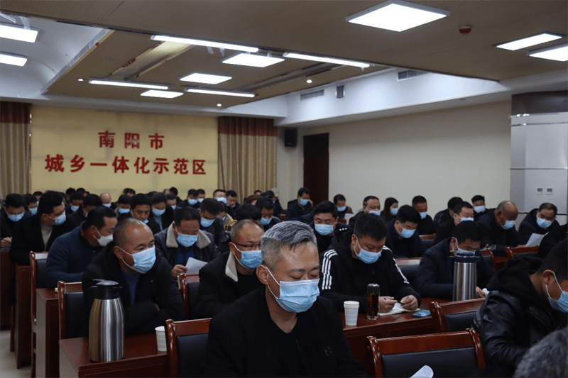 地投身到火热的军营,为中国人民解放军驻福建省漳州市32413部队的一