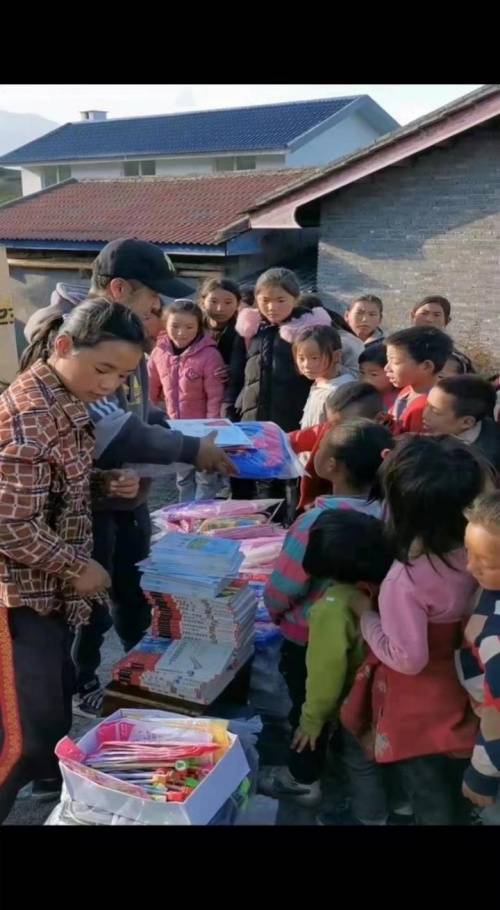 魔术魔术手少帅造型师