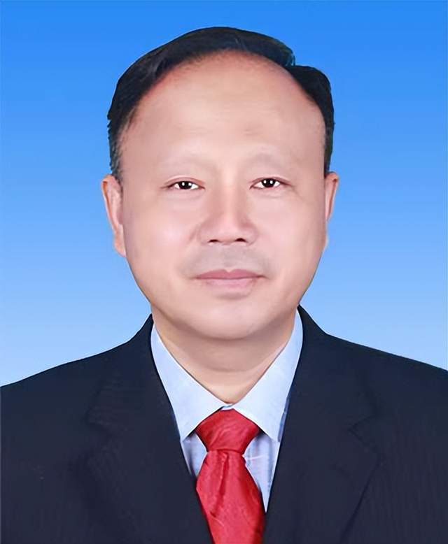 林宪军从事针灸临床工作39年来,坚持严谨治学,精益求精的科学态度