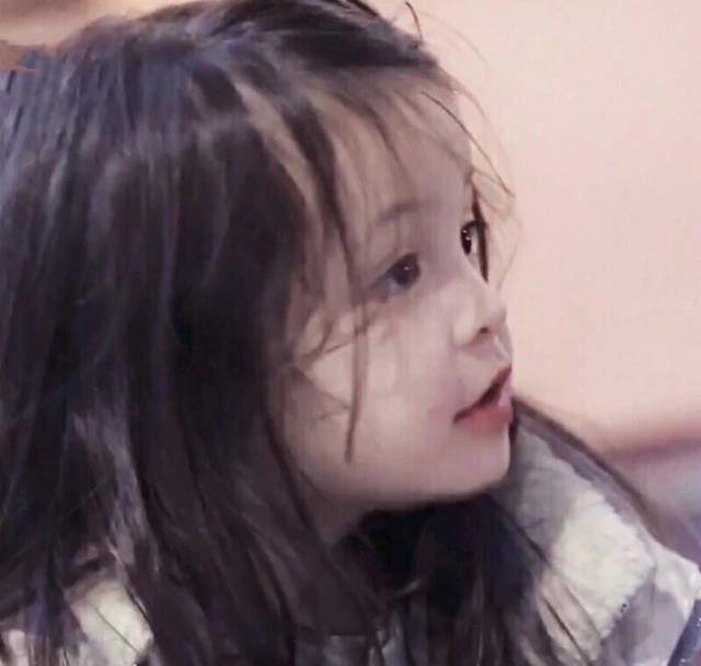 头像 女生头像:总有一个人的出现,令你觉得人间值得