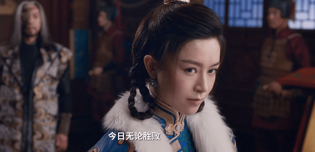 倚天屠龙记|王晶新倚天：屠龙刀像树根子，女演员网红脸，灭绝师太是颜值担当