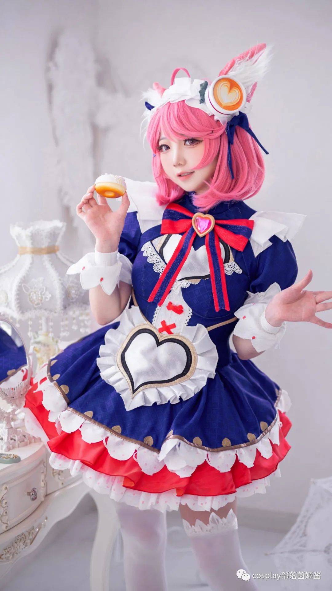 cos王者荣耀妲己女仆咖啡cos正片楚楚子