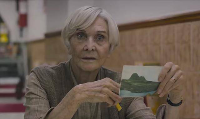 原创这部冷门佳片伊蒂治愈了我的一整年