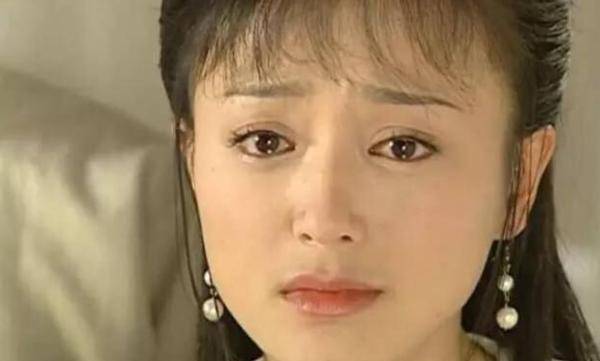方法琼瑶送给秦岚的那句Slogan：谁还不打个瘦脸针咋地？
