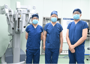 西安交大一附院佘军军教授团队再突破外科手术“高龄禁区”