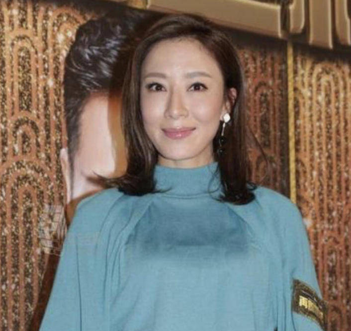 下巴TVB钟爱长脸女星？有人端庄大气，有人造型拉胯变“苦瓜脸”！