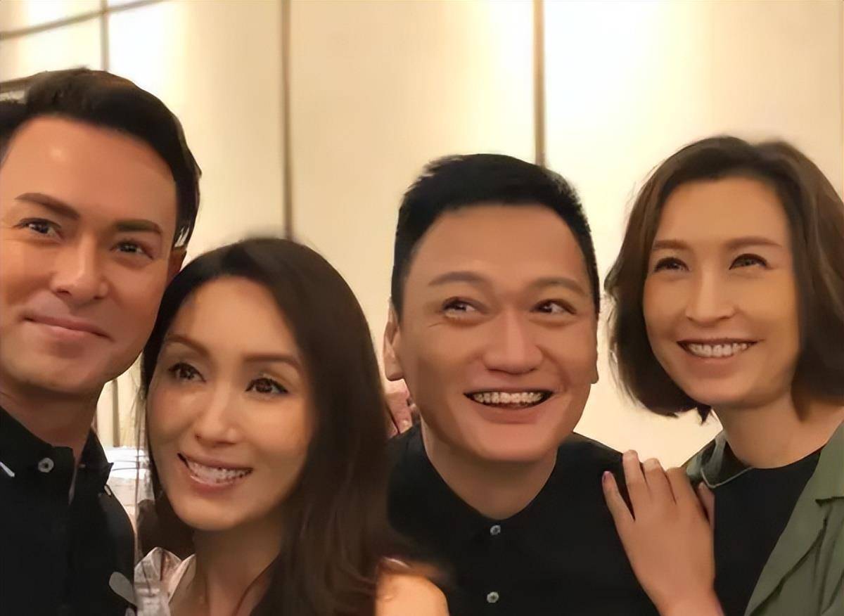 27年后一个是人生赢家,一个却被指假恩爱_郭蔼明_郭可盈_陶大宇