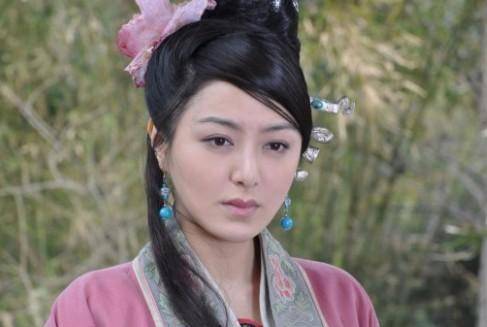 原创"第一英雄"卢俊义的妻子贾氏为何要置他于死地?_李固_梁山泊_娘子