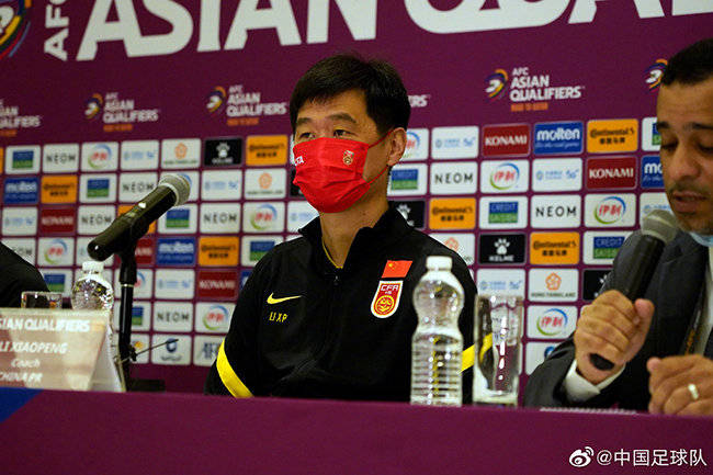 为什么中国队表现不佳，国足主帅李霄鹏给出解释