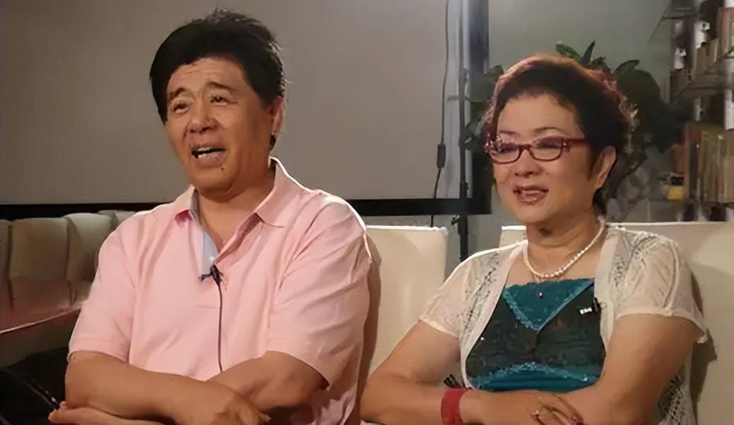 原创歌唱家王洁实我这辈子最正确的决定就是娶了一个运输女工为妻