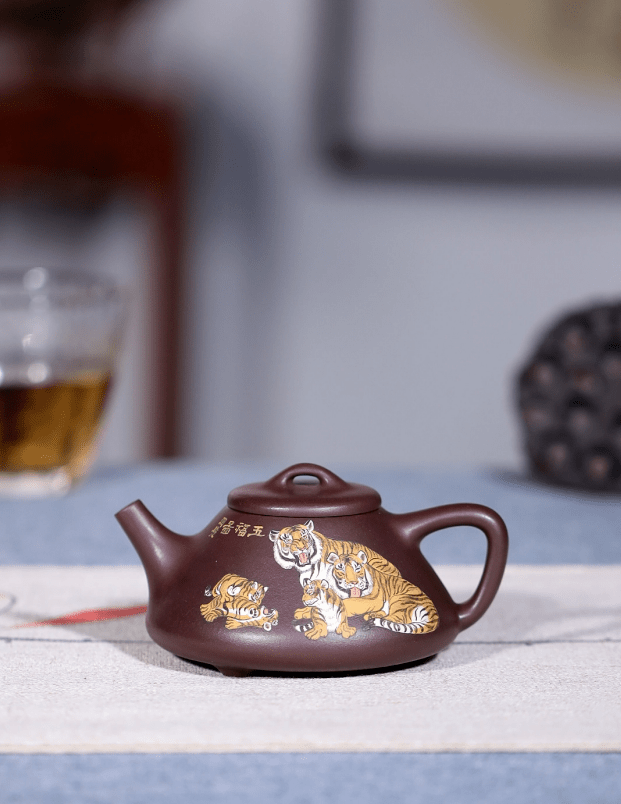 乔掌柜紫砂宜兴:方小龙高徒——助工【陆琴】,原矿全手工紫砂壶_作品