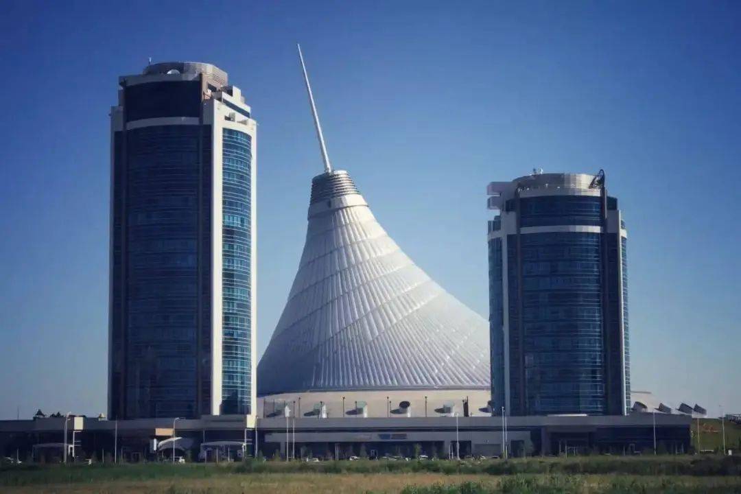 阿斯塔纳,极具未来感的地方,"一带一路"上一座崭新的城市_建筑_努尔