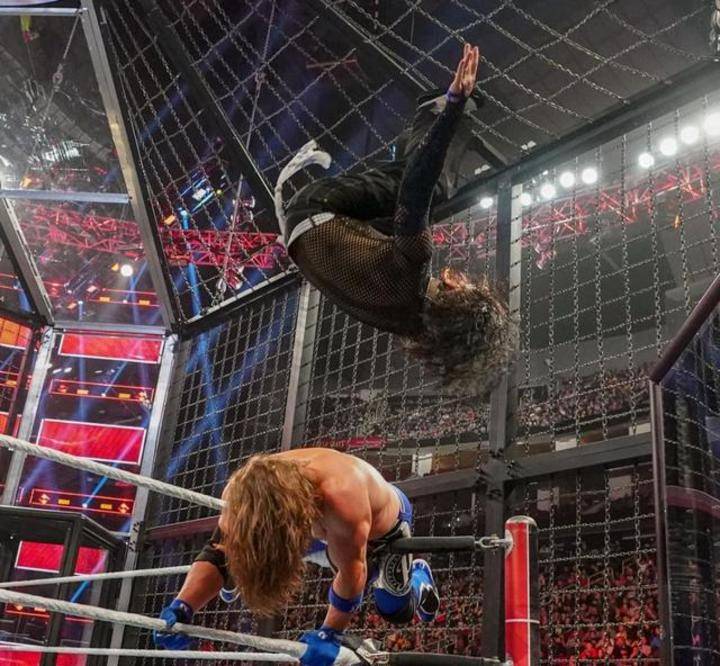 wwe最残暴的密室牢笼淘汰赛重出江湖,只要金主爸爸开心就可以?