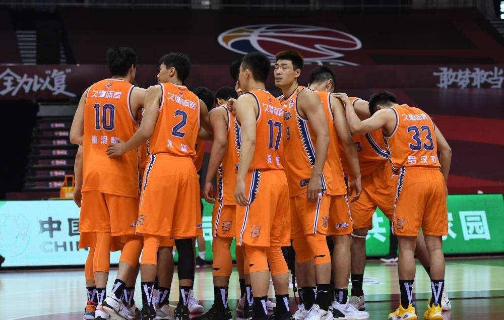 违体犯规15次,9次技术犯规,广东队打球脏吗?_全队_中国球员_什么