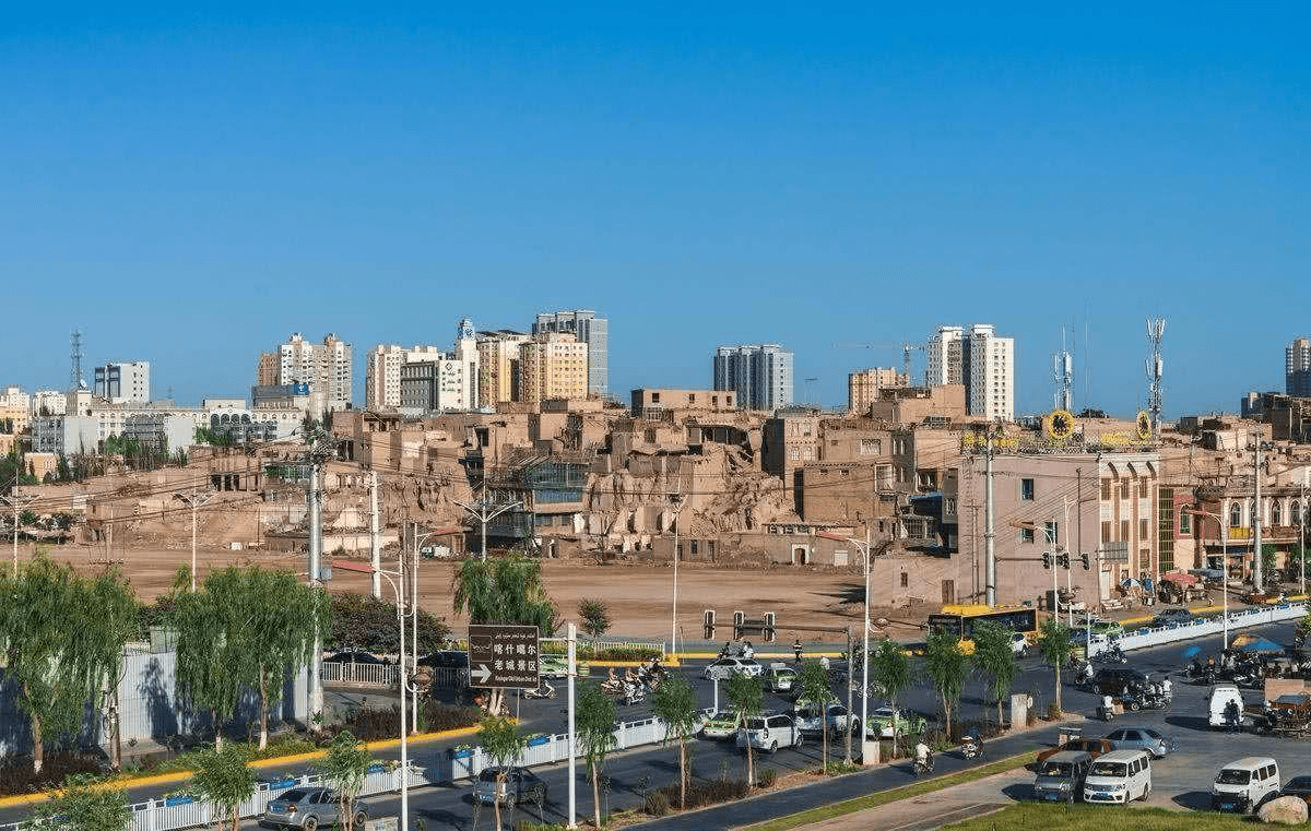 原创中国赚了还是亏用14年帮巴铁修建瓜达尔港口获得43年运营租期