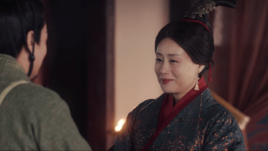 大棒不是领导专属,吕不韦反其道而用之,逆袭成功_华阳夫人_异人_姐姐