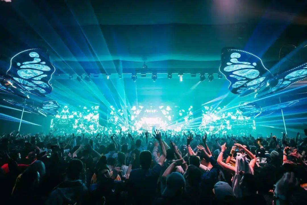 盈拓云云蹦迪登上热搜线上音乐市场将如何发展