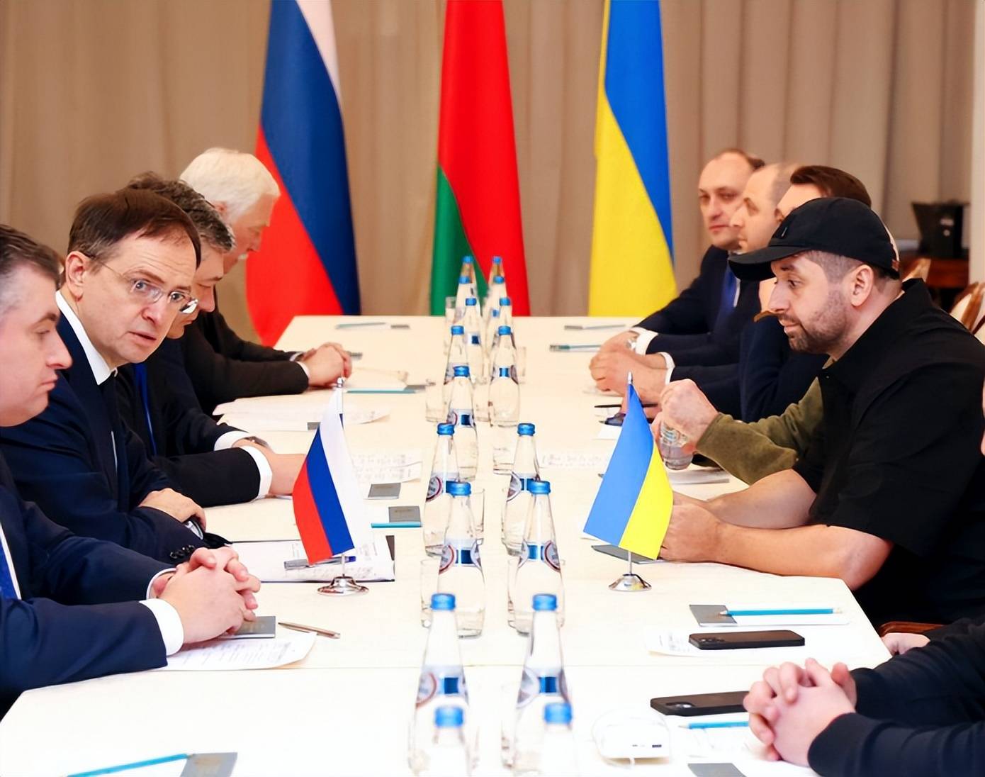 俄罗斯亮出谈判底线克里米亚地位不容讨论究竟有何战略价值