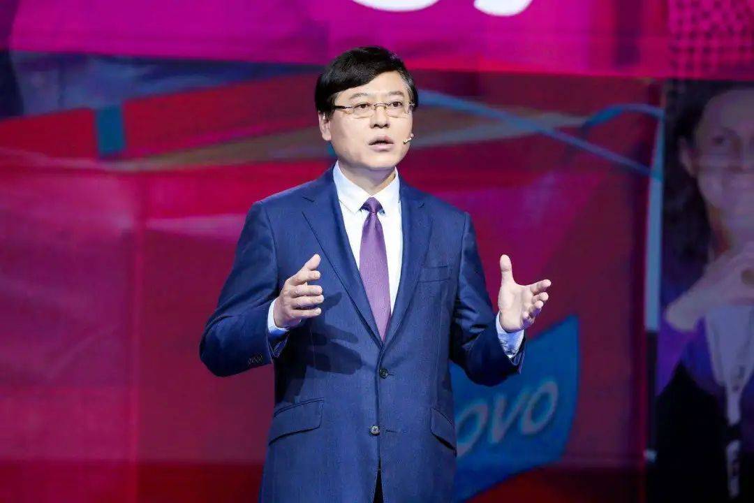 杨元庆自掏8000万奖励产线工人联想要放弃九字真言啦