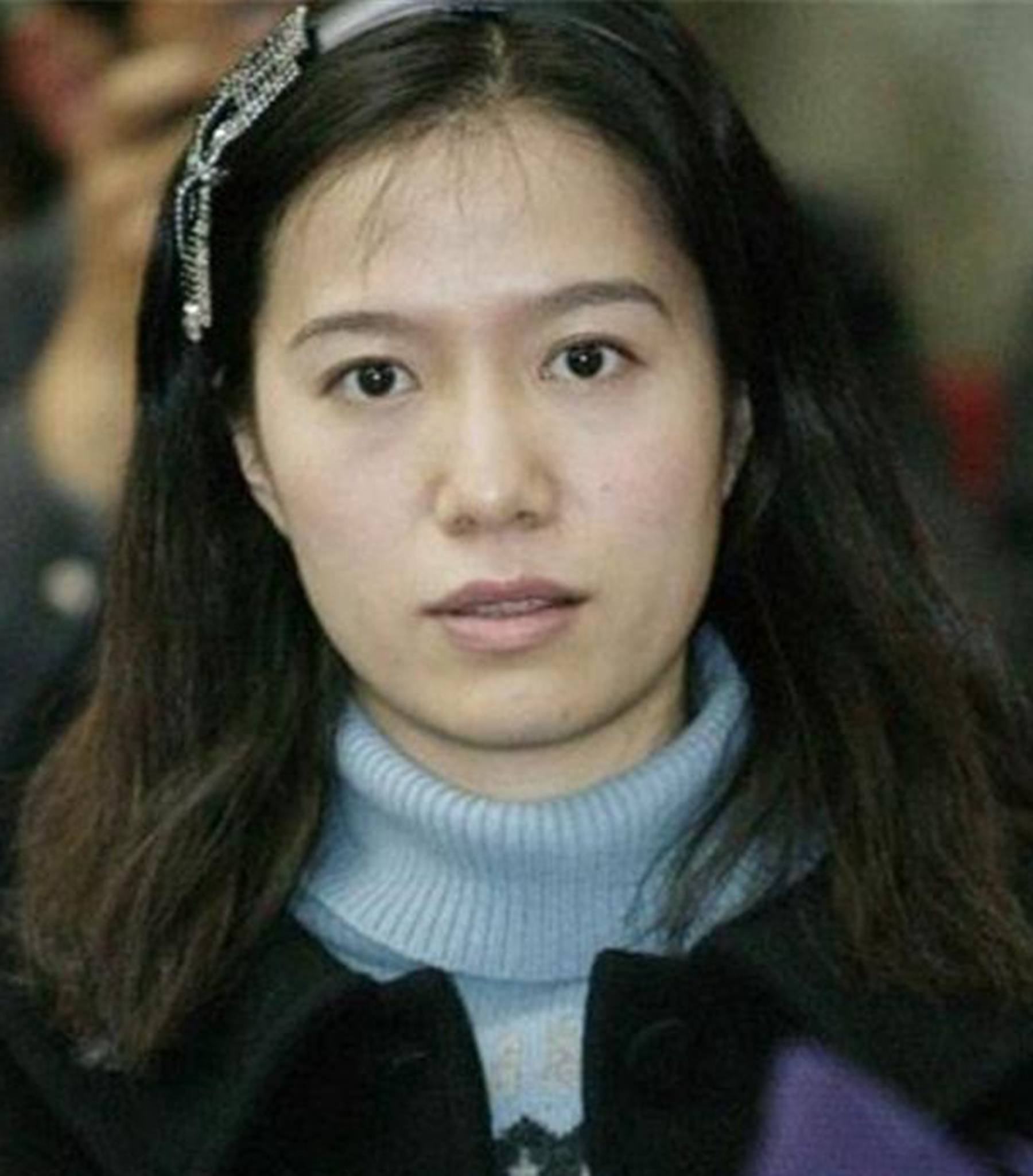 28岁翁帆把杨振宁照顾到100岁恩爱18年继子女们感谢她