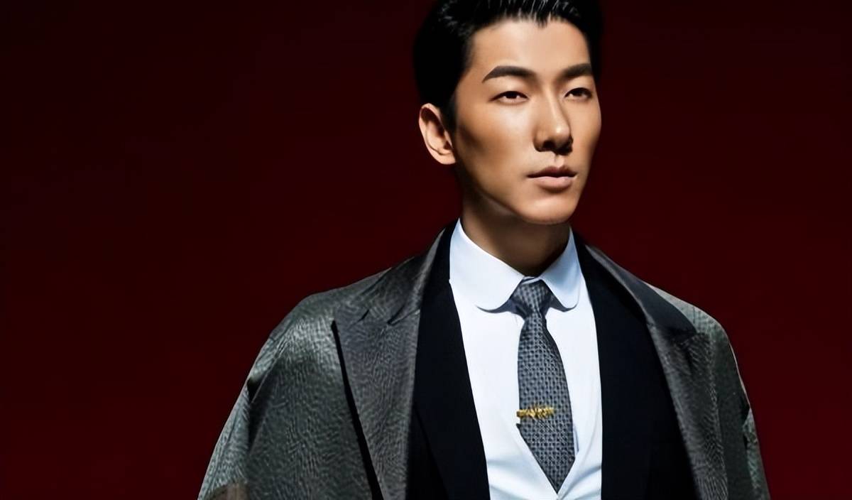 男模张亮从红极一时到失业难道不靠儿子他就不行了吗