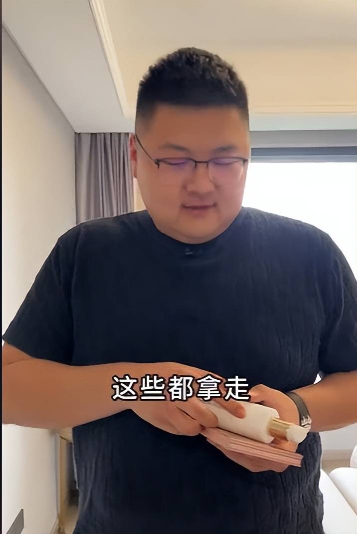 原创3997w粉丝的网红车评人猴哥玩套路网友这剧本还没结束