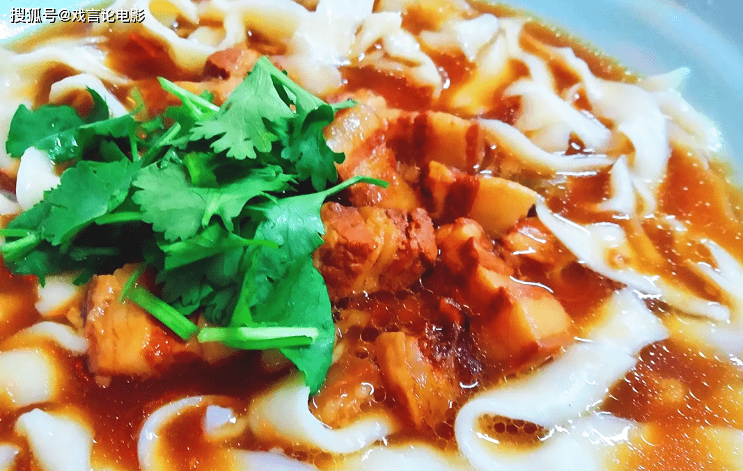 传承60年的老店,味道被无数北京人牢牢记在心里_刀削面_大栅栏_臀尖