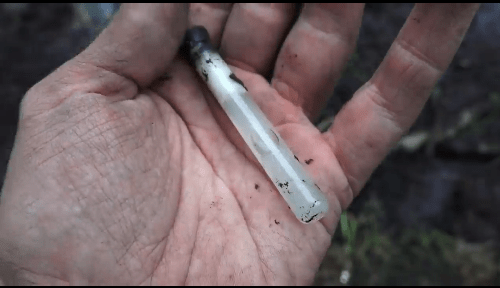 遗骨_枪管_士兵