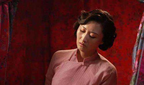 原创民国奇案丈夫和情人一起杀死了老婆还把她装箱放到了朋友仓库