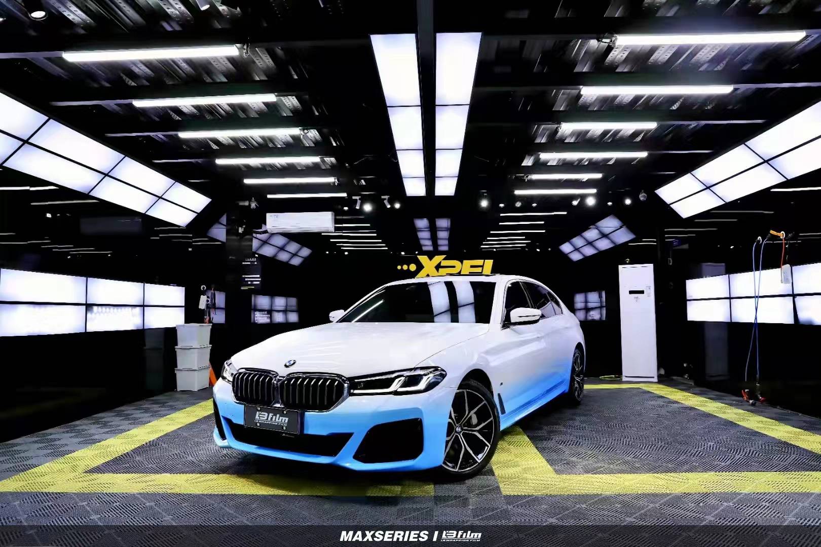 涂装定制膜宝马5系渐变白变蓝彩绘设计改色膜lbfilm