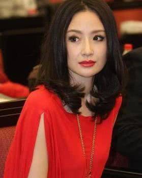 原创王学兵前妻孙宁晒美照为正能量发声40岁的她宛如少女