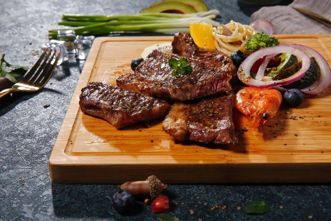 原创
吃猪肉好还是吃牛肉好?知道的人太少了
一、牛肉和猪肉红榜二、牛肉和猪肉黑榜