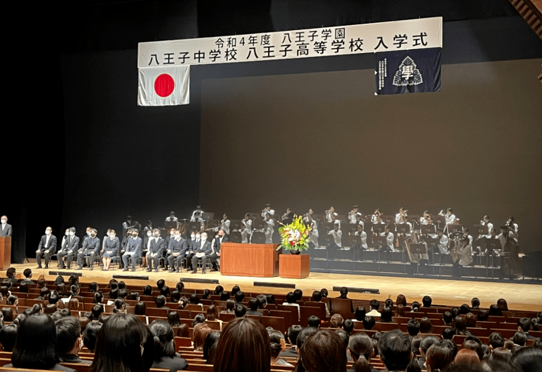 八王子高中新春入学式_新生_仪式_长缨