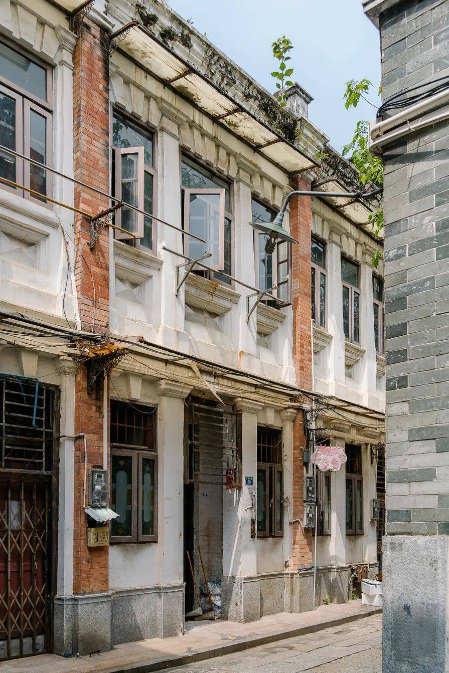 这4条存在感很低的小区,其实比东山口更好逛_广州_大街_惠吉西