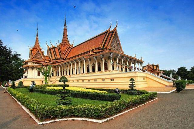 琅勃拉邦古城:见证万象之国的历史_老挝_建筑_的国家