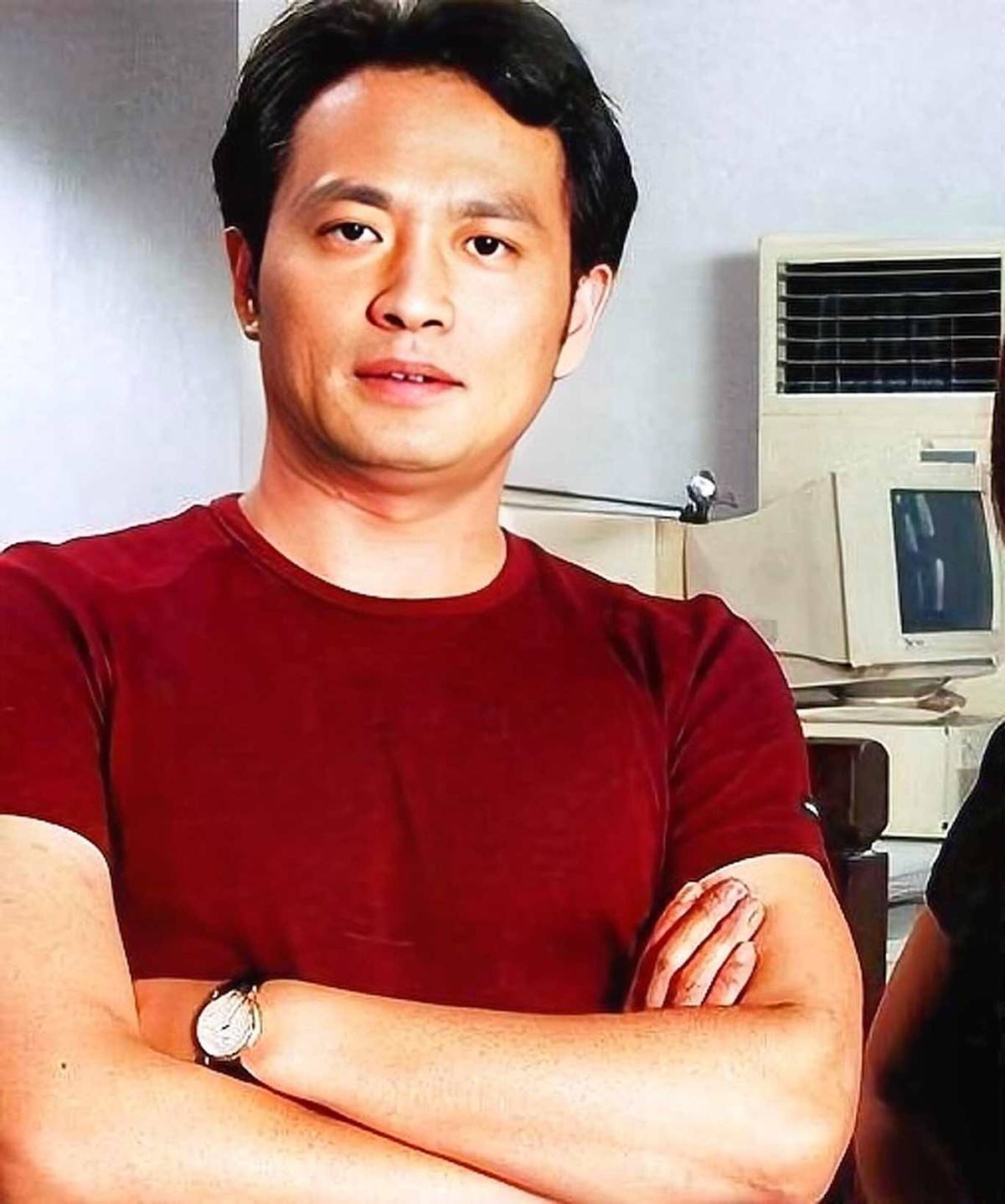 丁志诚:因工作让姐姐怨恨,把婚房让给姐姐,让残疾姐姐不再流泪?