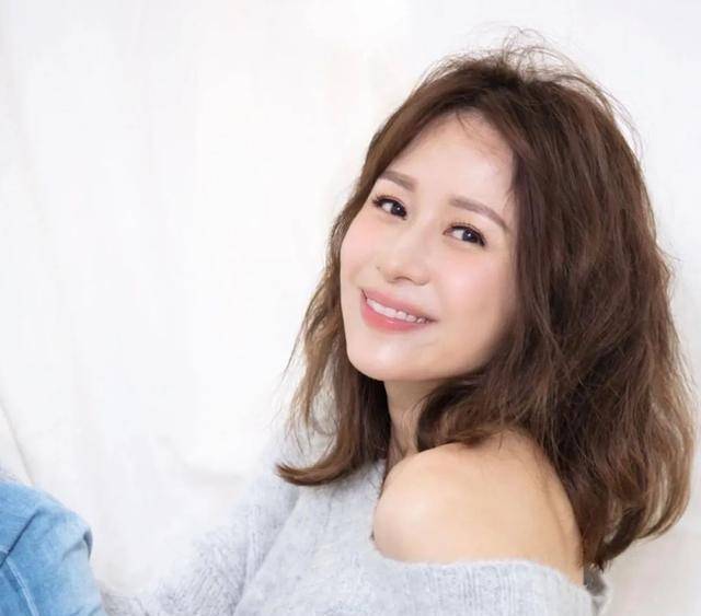 曾受不住丈夫狂躁症闹离婚_邝文珣_角色_父亲