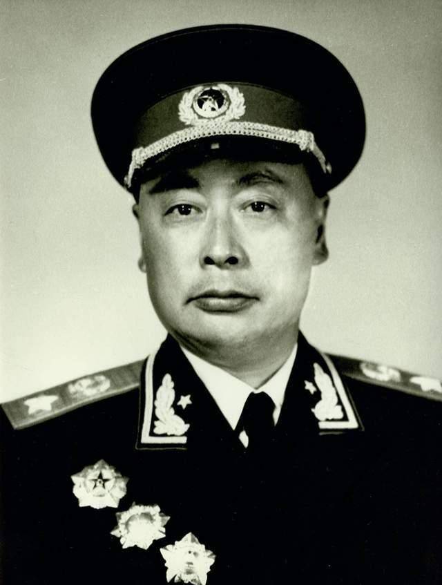 我军将帅甚多,陈帅有什么特殊的才能,竟然非他不可,要坚守不同野战军