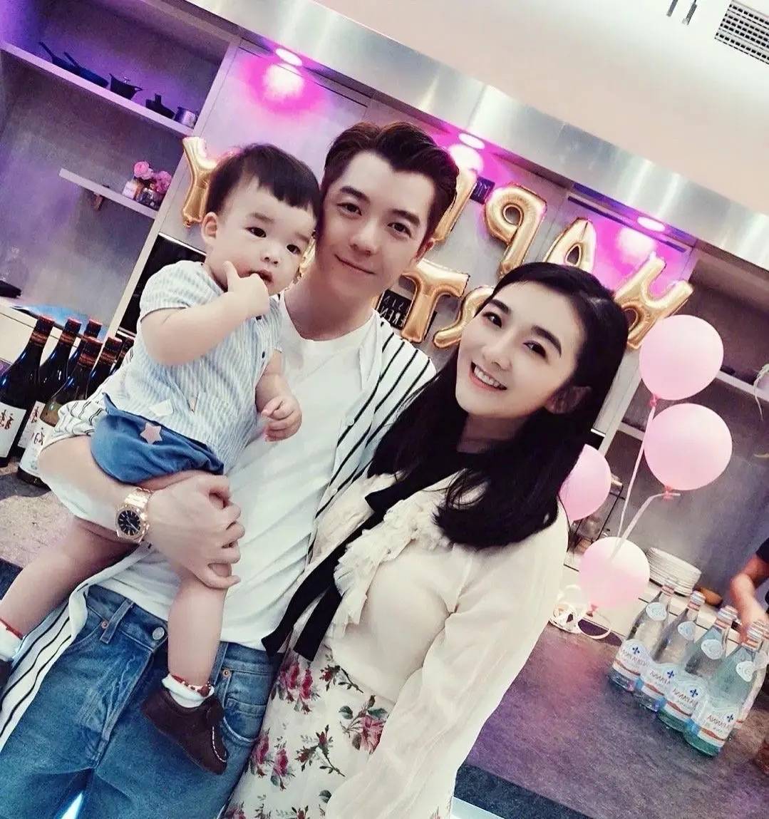 王栎鑫老婆富二代图片