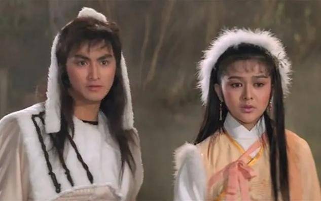 1983年她和秦汉出演了《风水二十年》,1984年她和何家劲合作了《游侠