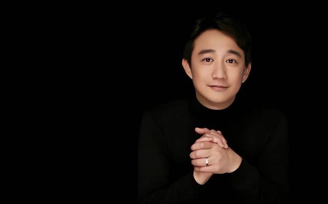 原创黄磊又成向往的生活颜值担当最新造型太清爽穿衬衣好年轻