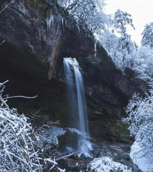 雅安桌山图片